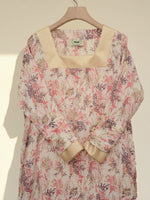 Load image into Gallery viewer, Buttoned Sleeve M002 - Red Golden Leaves