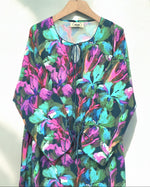 Load image into Gallery viewer, Ribbons Jalabiya M010 - Vibrant Green