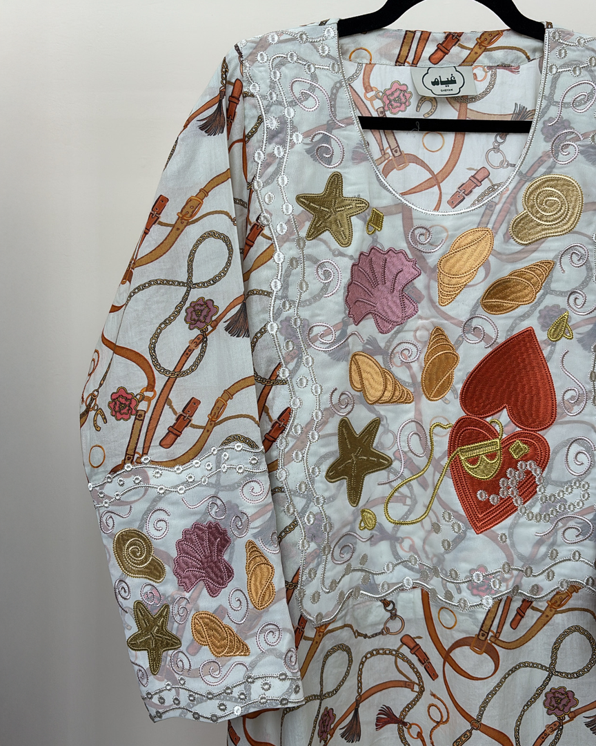EMBROIDERY COLLECTION - White Star & Shell Charm Jalabiya