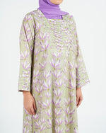 Load image into Gallery viewer, Indian Cotton Large Twisted Pleats - Pastel Iris
