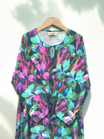 Load image into Gallery viewer, Ribbons Jalabiya M010 - Vibrant Green

